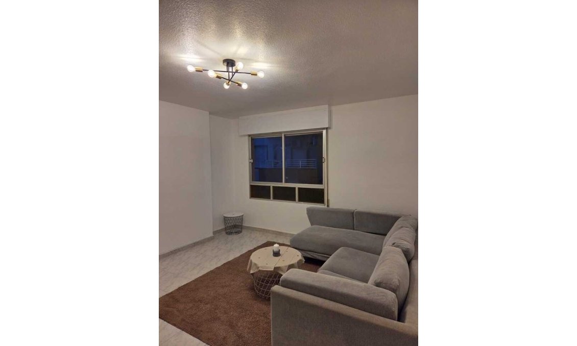 Segunda mano - Apartamento -
Torrevieja - Habaneras