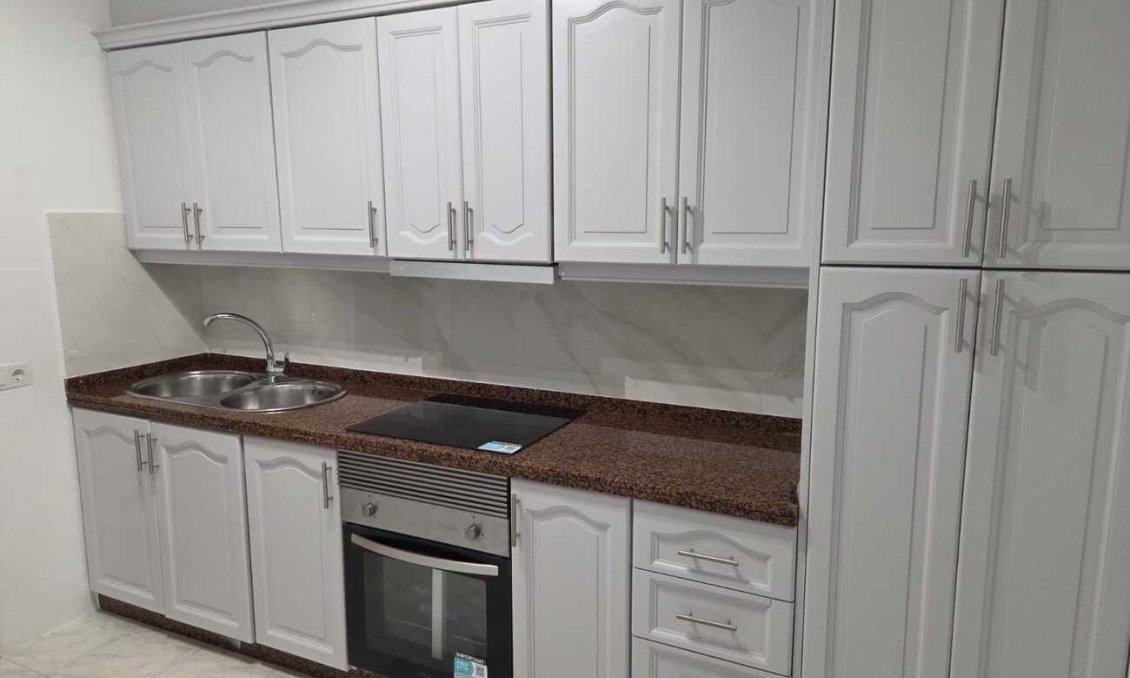 Segunda mano - Apartamento -
Torrevieja - Habaneras