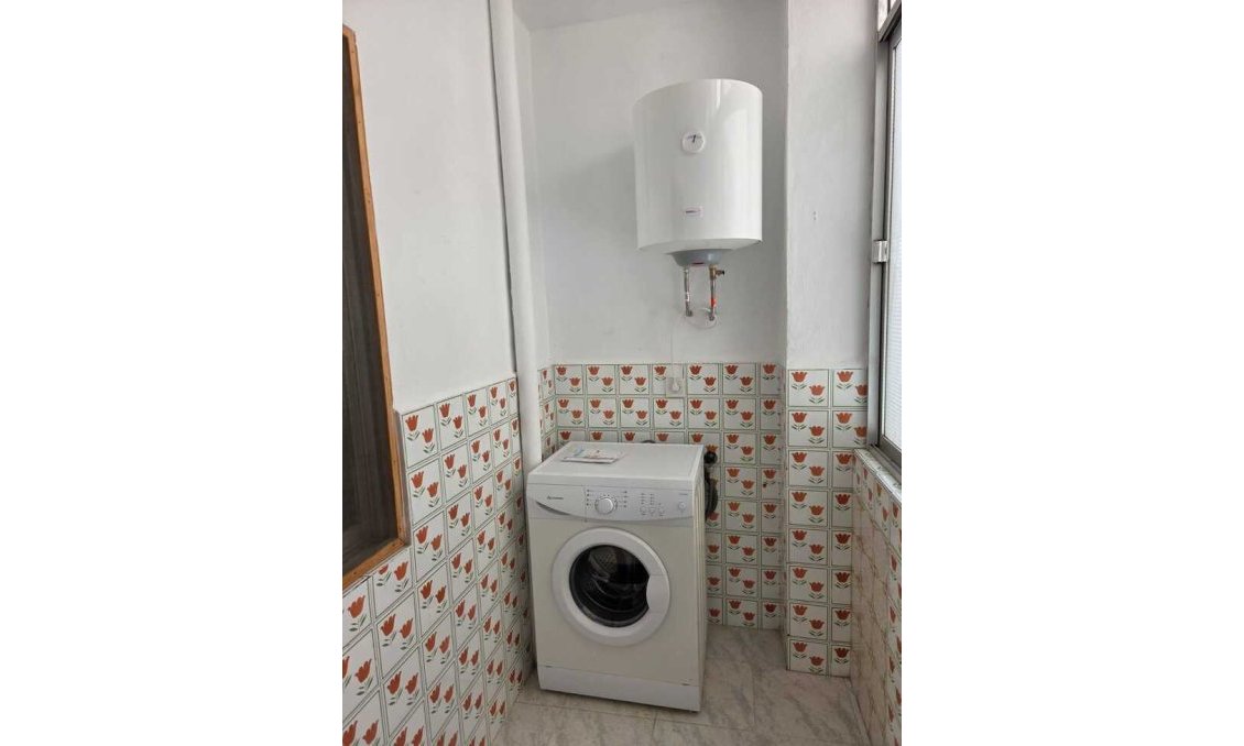 Segunda mano - Apartamento -
Torrevieja - Habaneras