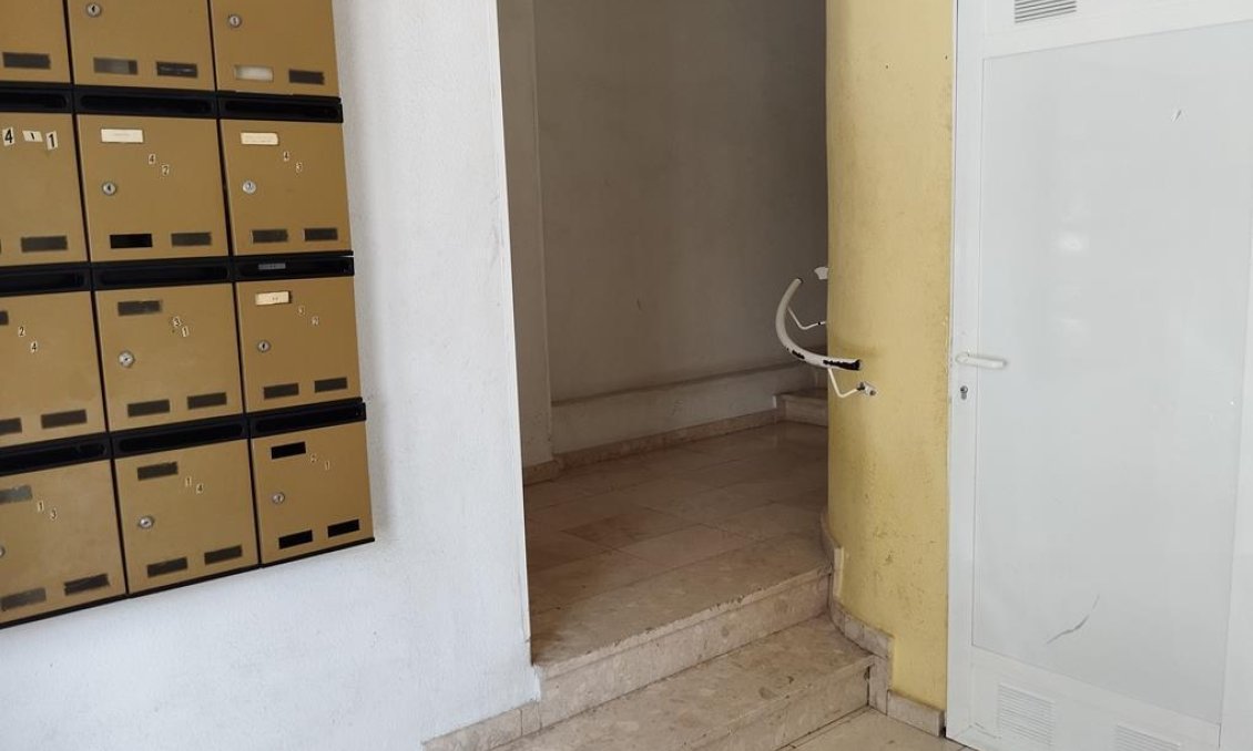 Segunda mano - Apartamento -
Torrevieja - Habaneras