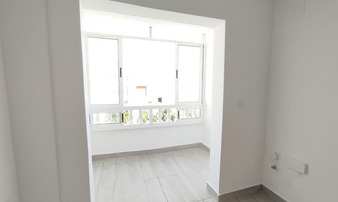 Segunda mano - Apartamento -
Torrevieja - Habaneras