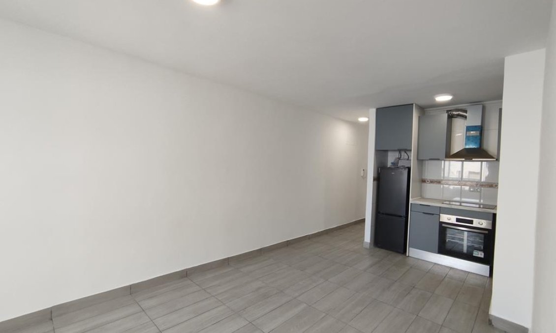 Segunda mano - Apartamento -
Torrevieja - Habaneras