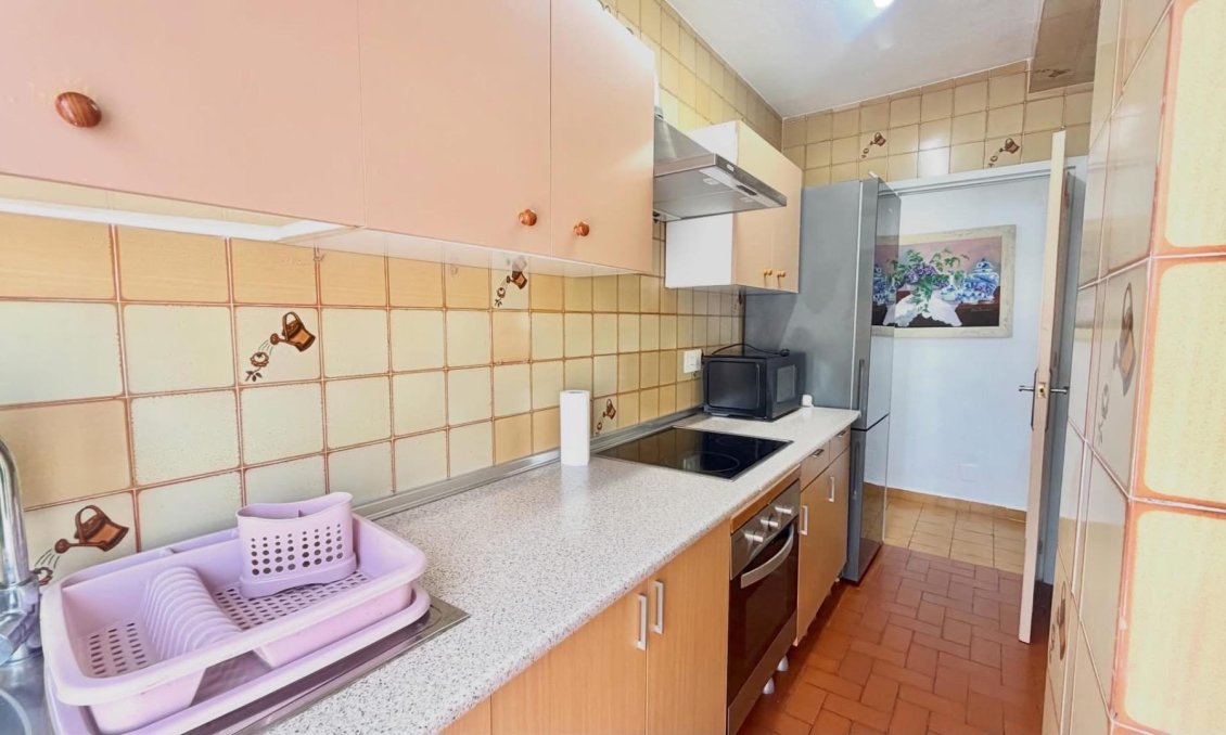 Használt Ingatlanok - Tetőtéri lakás -
Torrevieja - Habaneras