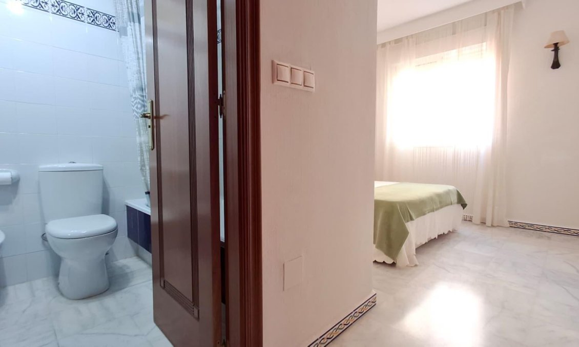 Használt Ingatlanok - Apartman -
Torrevieja - Los Frutales