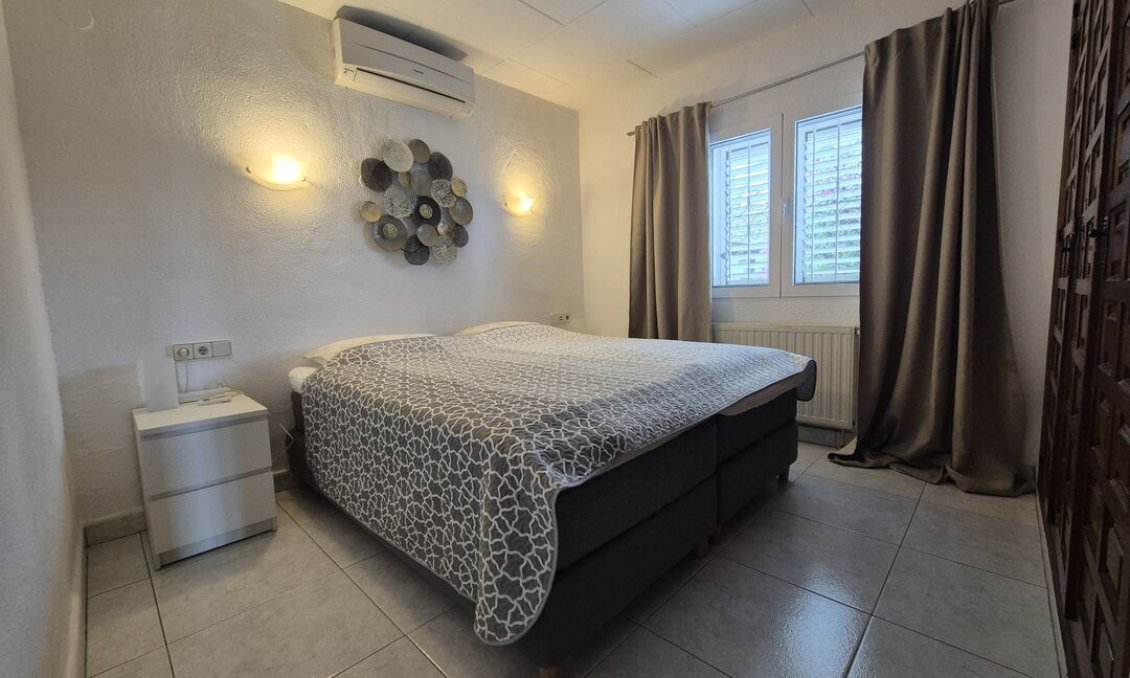 Használt Ingatlanok - Villa -
Moraira - Costa Blanca