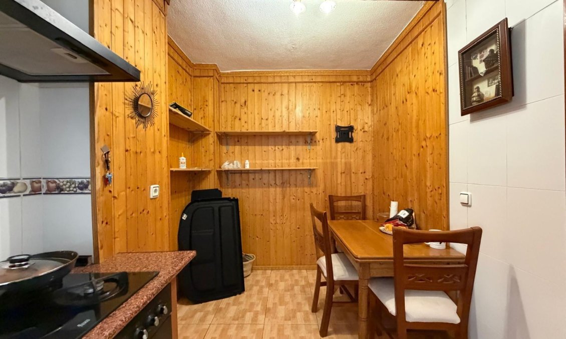 Használt Ingatlanok - Apartman -
Torrevieja - Playa del Cura