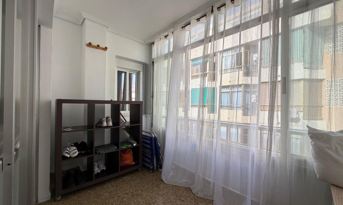 Használt Ingatlanok - Apartman -
Torrevieja - Playa del Cura