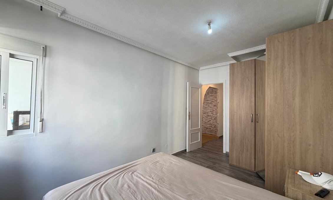 Használt Ingatlanok - Apartman -
Torrevieja - Playa del Cura