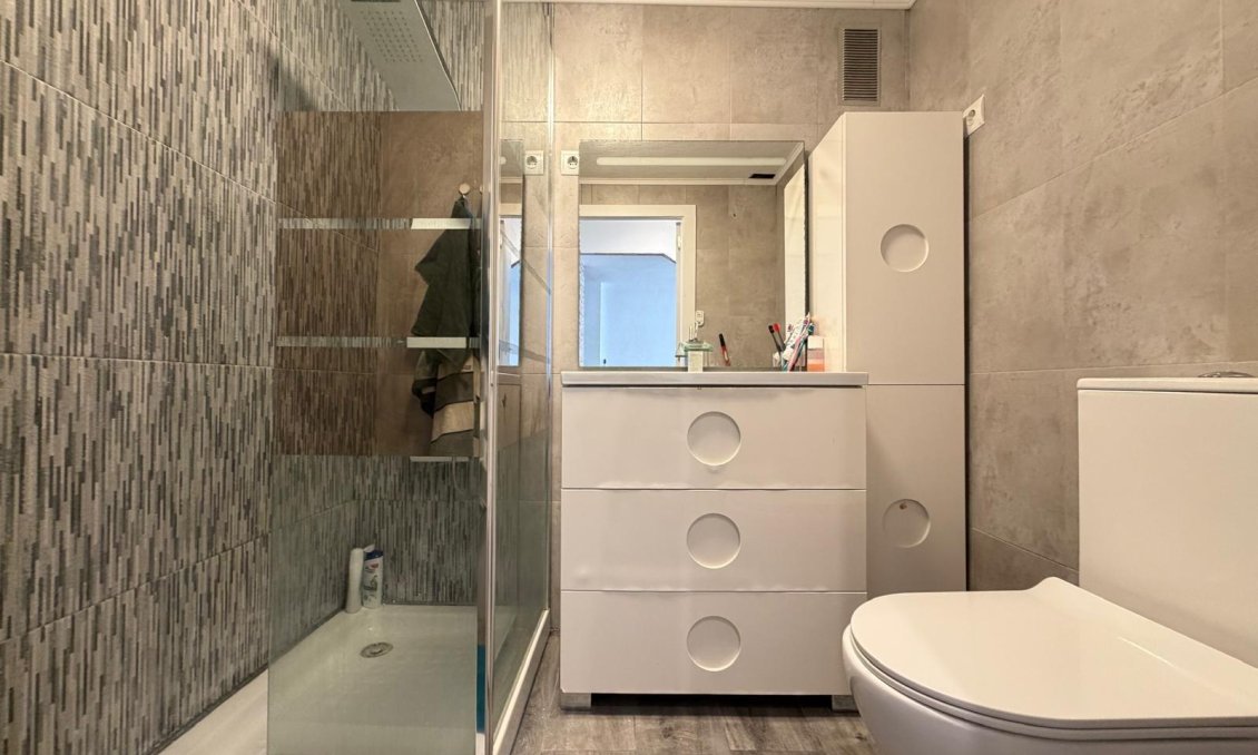 Használt Ingatlanok - Apartman -
Torrevieja - Playa del Cura