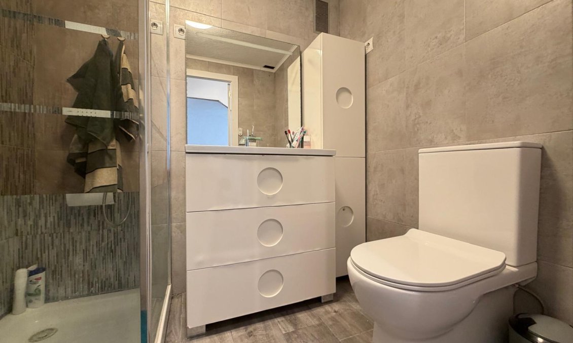 Használt Ingatlanok - Apartman -
Torrevieja - Playa del Cura