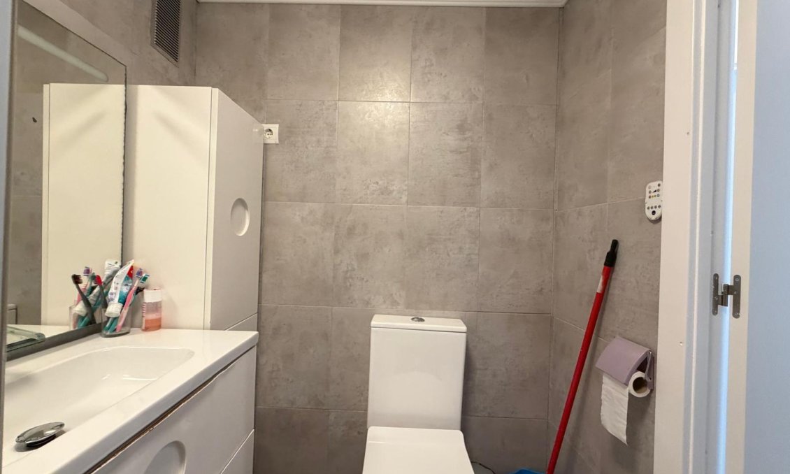Használt Ingatlanok - Apartman -
Torrevieja - Playa del Cura