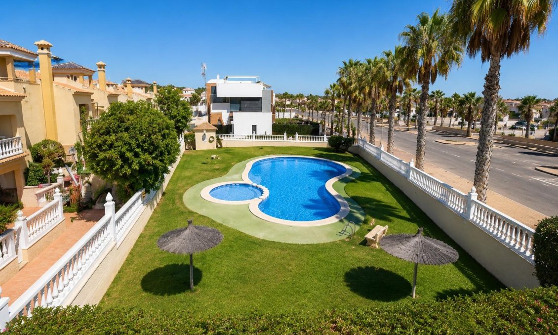 Revânzare - Apartament -
Orihuela Costa - Costa Blanca