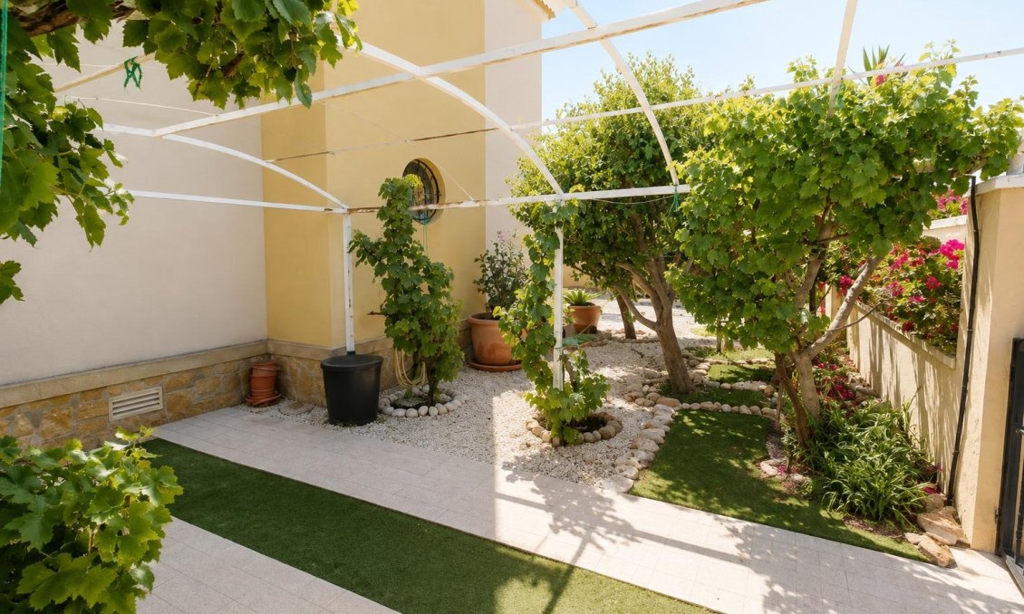 Revânzare - Apartament -
Orihuela Costa - Costa Blanca