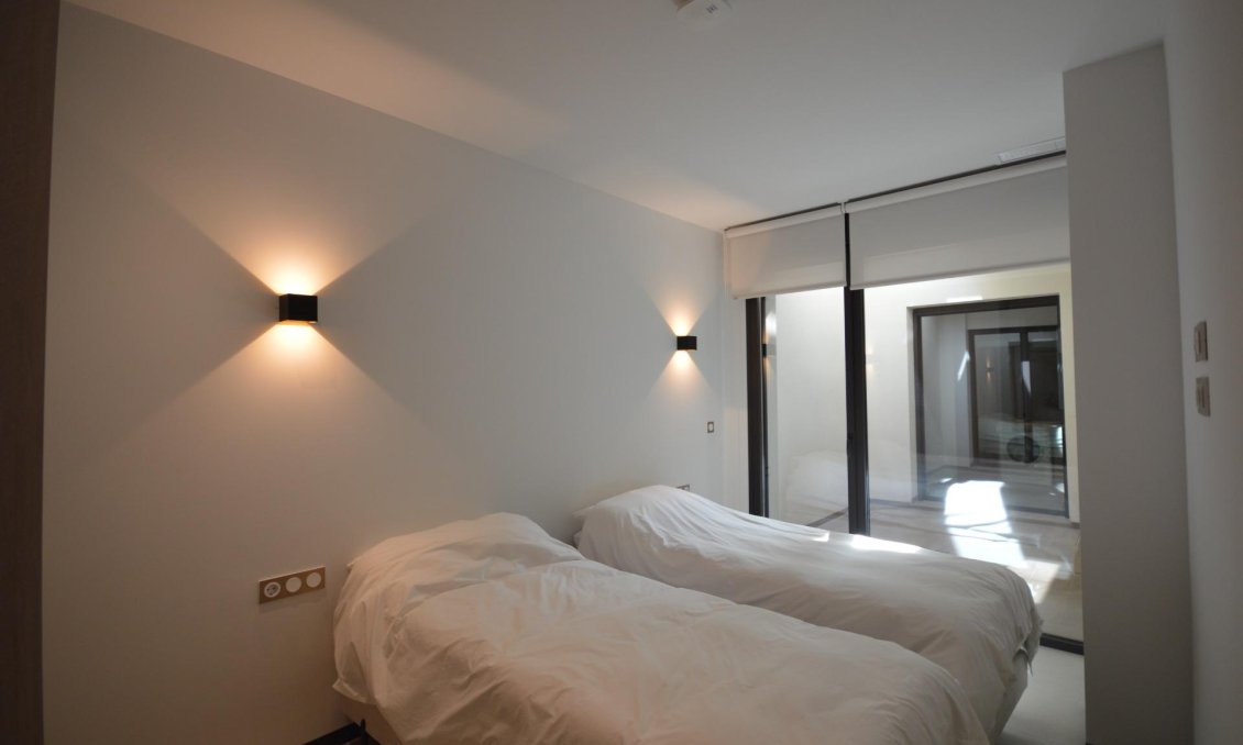 Használt Ingatlanok - Villa -
Algorfa - Comunidad Valenciana