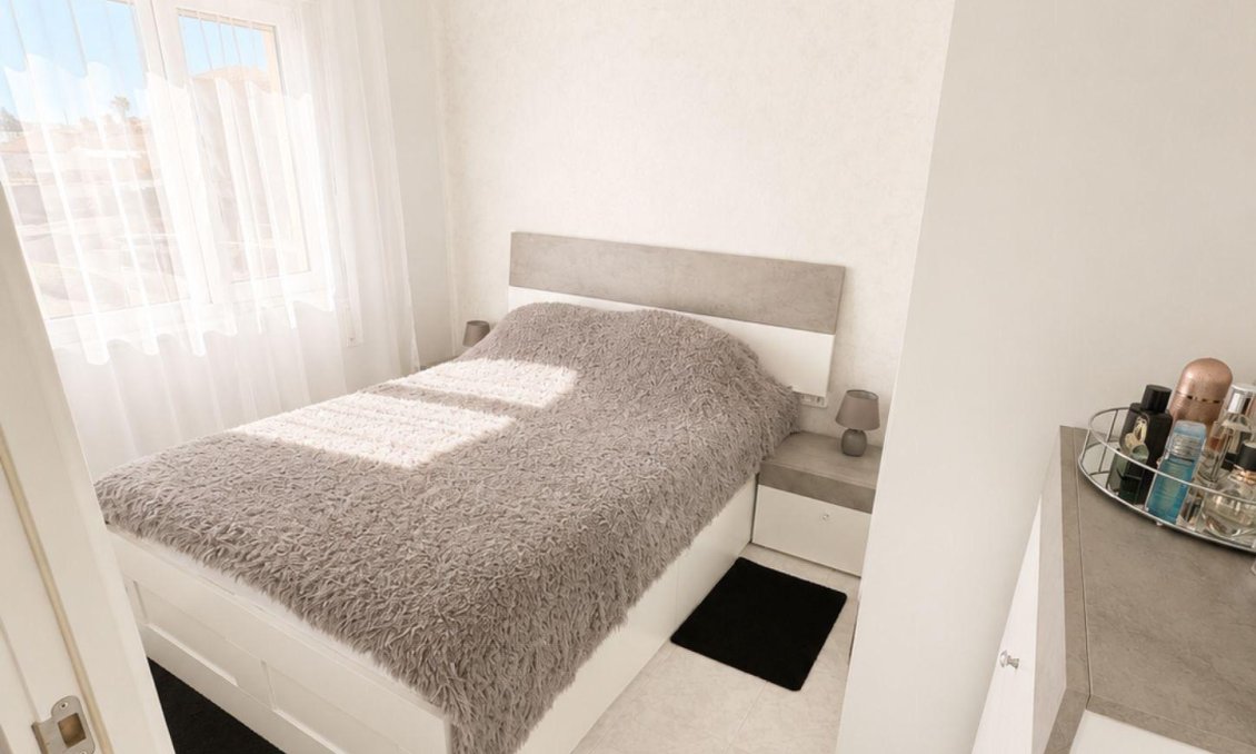 Használt Ingatlanok - Bungaló -
Torrevieja - Carrefour
