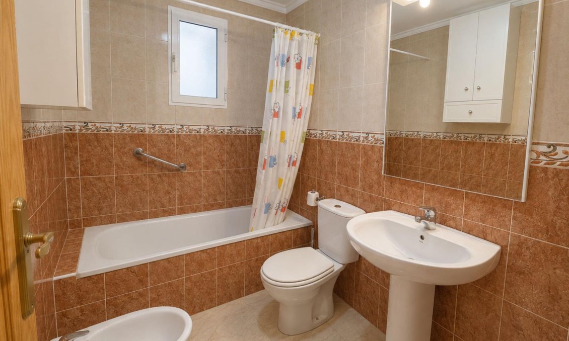 Revente - Appartement -
Torrevieja - Estacion De Autobuses
