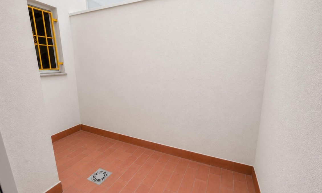 Revente - Appartement -
Torrevieja - Estacion De Autobuses