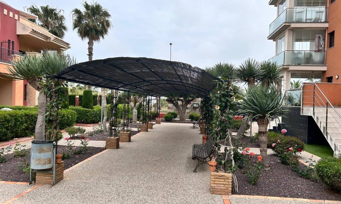 Resale - Apartment -
Orihuela Costa - Lomas de Cabo Roig