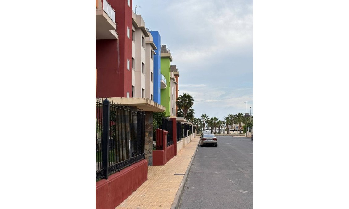 Resale - Apartment -
Orihuela Costa - Lomas de Cabo Roig