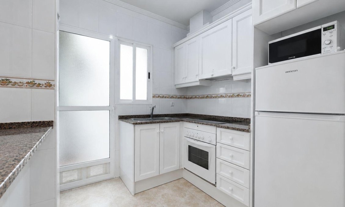Segunda mano - Apartamento -
Torrevieja - Centro