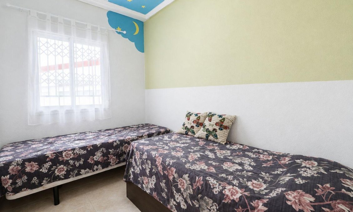 Segunda mano - Apartamento -
Torrevieja - Centro