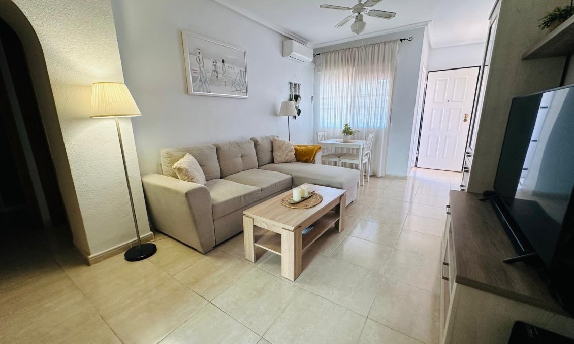 Használt Ingatlanok - Villa -
Orihuela Costa - Los Altos
