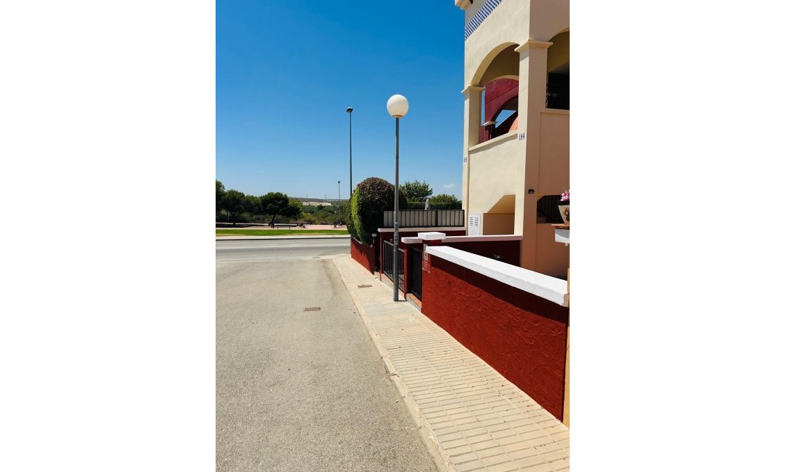 Használt Ingatlanok - Villa -
Orihuela Costa - Los Altos