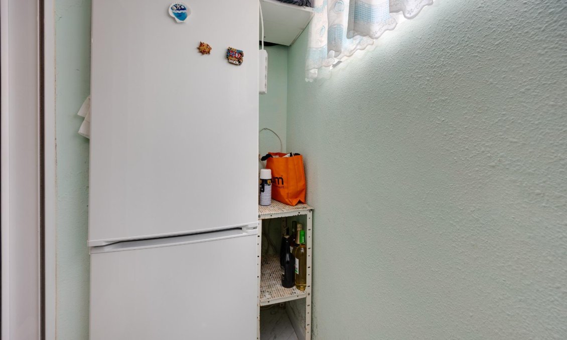 Használt Ingatlanok - Villa -
Torrevieja - El Limonar