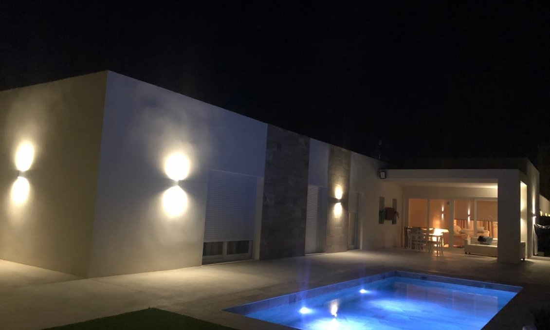 Obra nueva - Villa -
Aspe - urbanizaciones