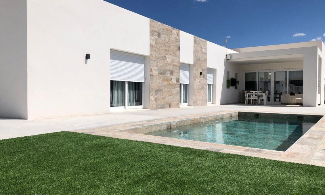 Obra nueva - Villa -
Pinoso - Casas Pastor