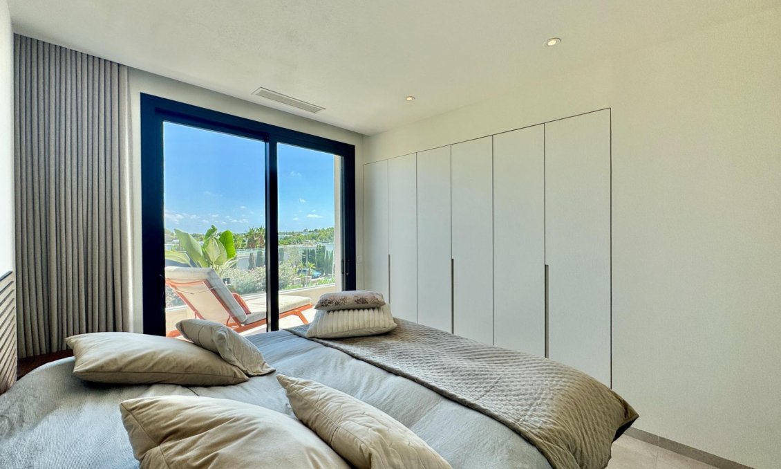 Resale - Apartment -
Orihuela - Las Colinas Golf