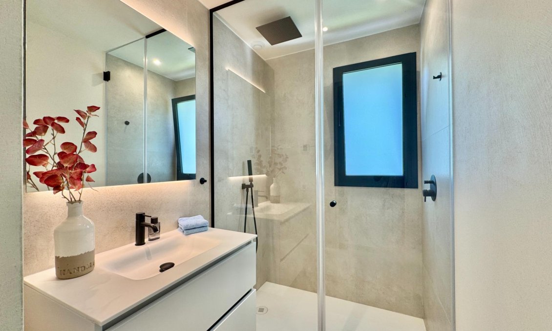 Resale - Apartment -
Orihuela - Las Colinas Golf