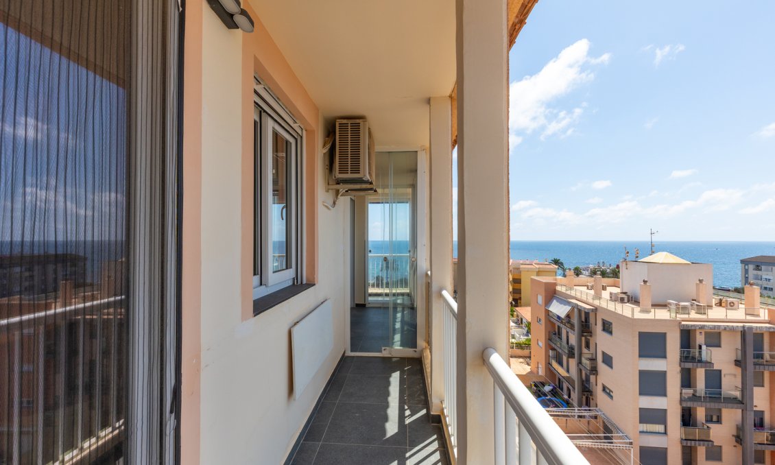 Revente - Appartement -
Torrevieja - Costa Blanca