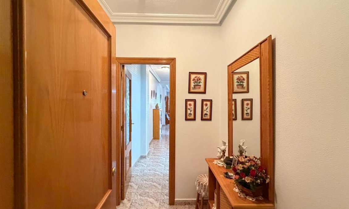 Wiederverkauf - Wohnung -
Torrevieja - Playa del Cura