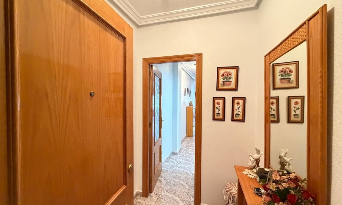 Wiederverkauf - Wohnung -
Torrevieja - Playa del Cura