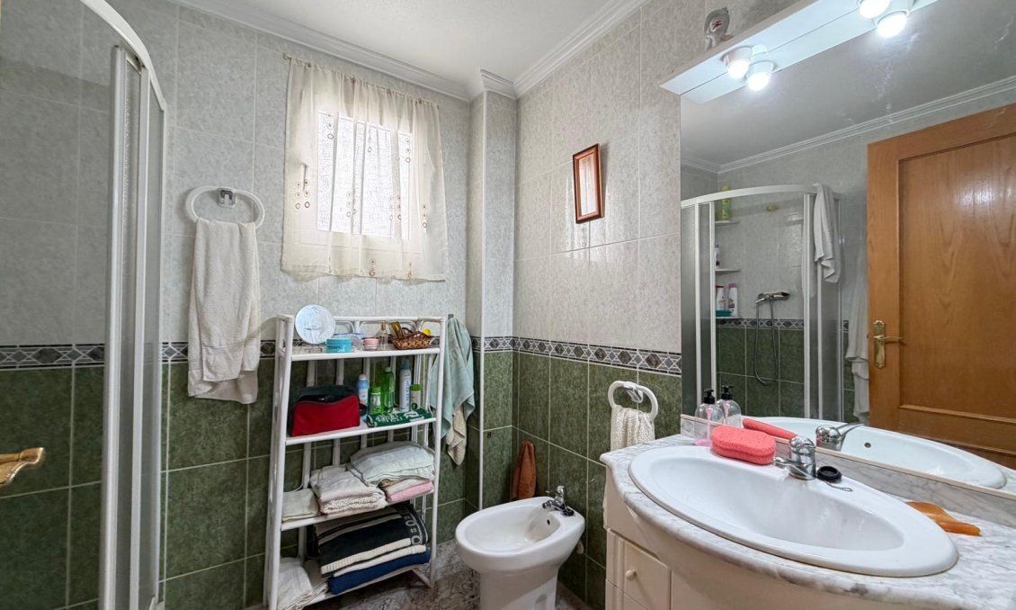 Wiederverkauf - Wohnung -
Torrevieja - Playa del Cura