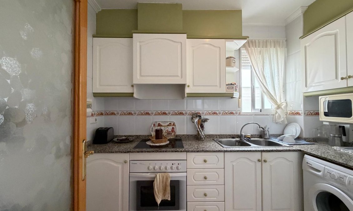 Wiederverkauf - Wohnung -
Torrevieja - Playa del Cura