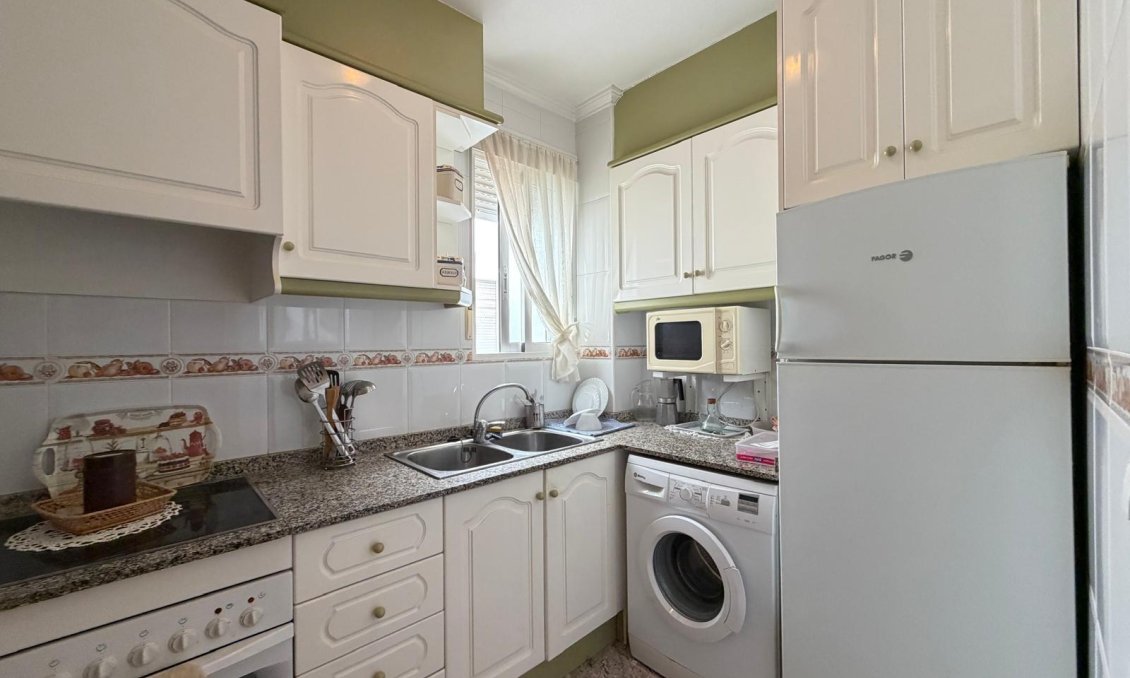 Wiederverkauf - Wohnung -
Torrevieja - Playa del Cura