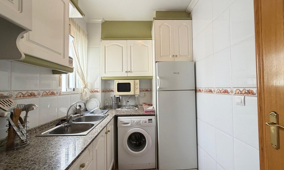 Wiederverkauf - Wohnung -
Torrevieja - Playa del Cura