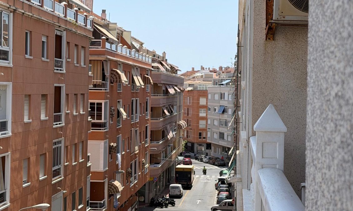Wiederverkauf - Wohnung -
Torrevieja - Playa del Cura
