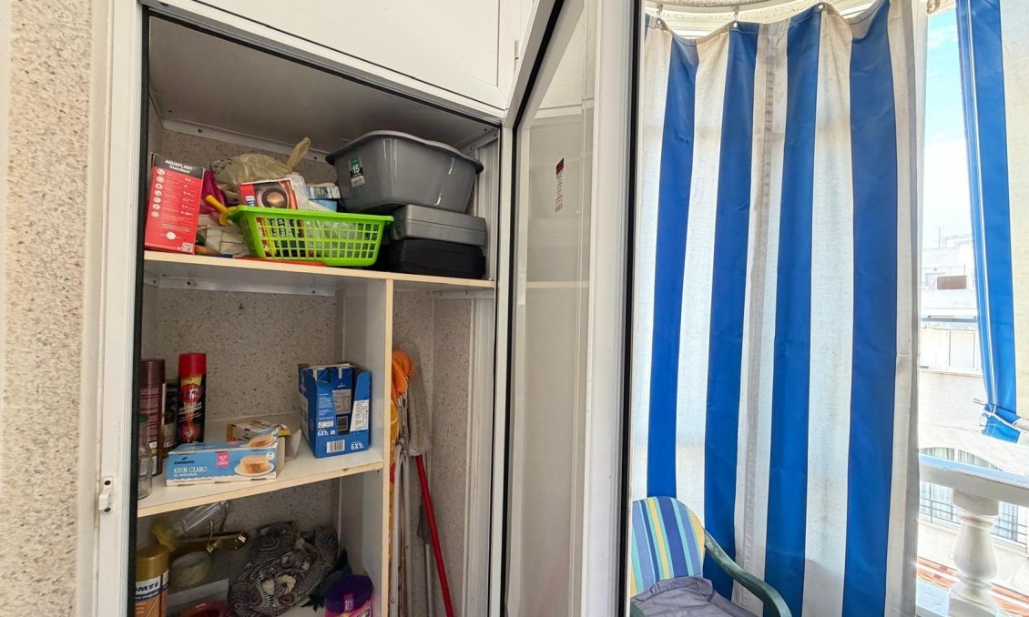 Wiederverkauf - Wohnung -
Torrevieja - Playa del Cura