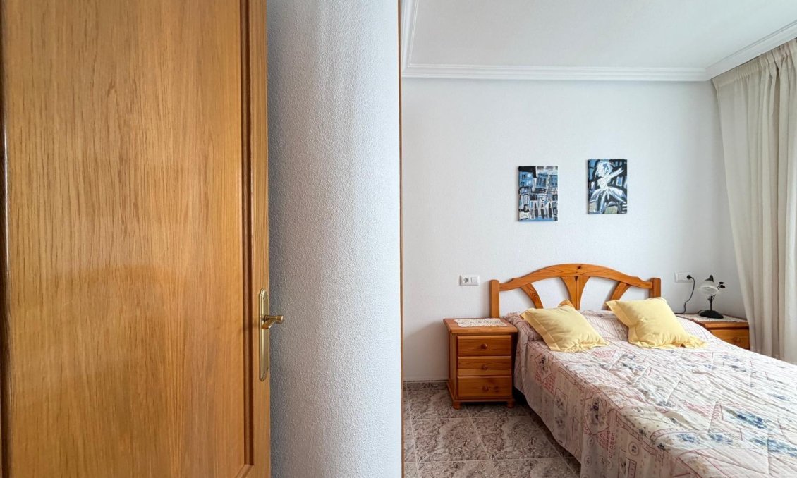 Wiederverkauf - Wohnung -
Torrevieja - Playa del Cura
