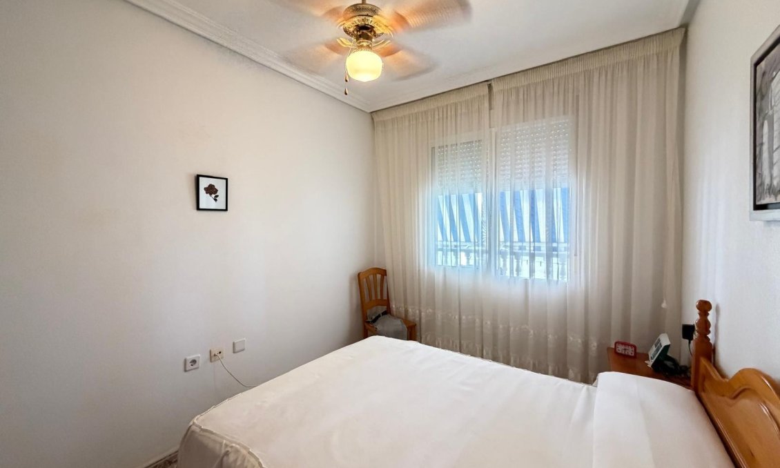 Wiederverkauf - Wohnung -
Torrevieja - Playa del Cura