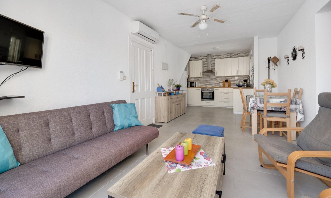 Resale - Bungalow -
Torrevieja - El Chaparral