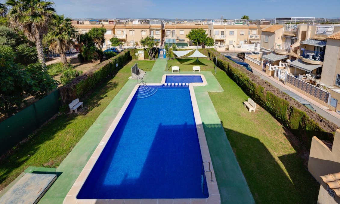 Resale - Bungalow -
Torrevieja - El Chaparral