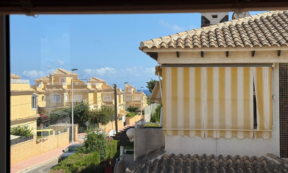 Használt Ingatlanok - Bungaló -
Torrevieja - Punta Prima
