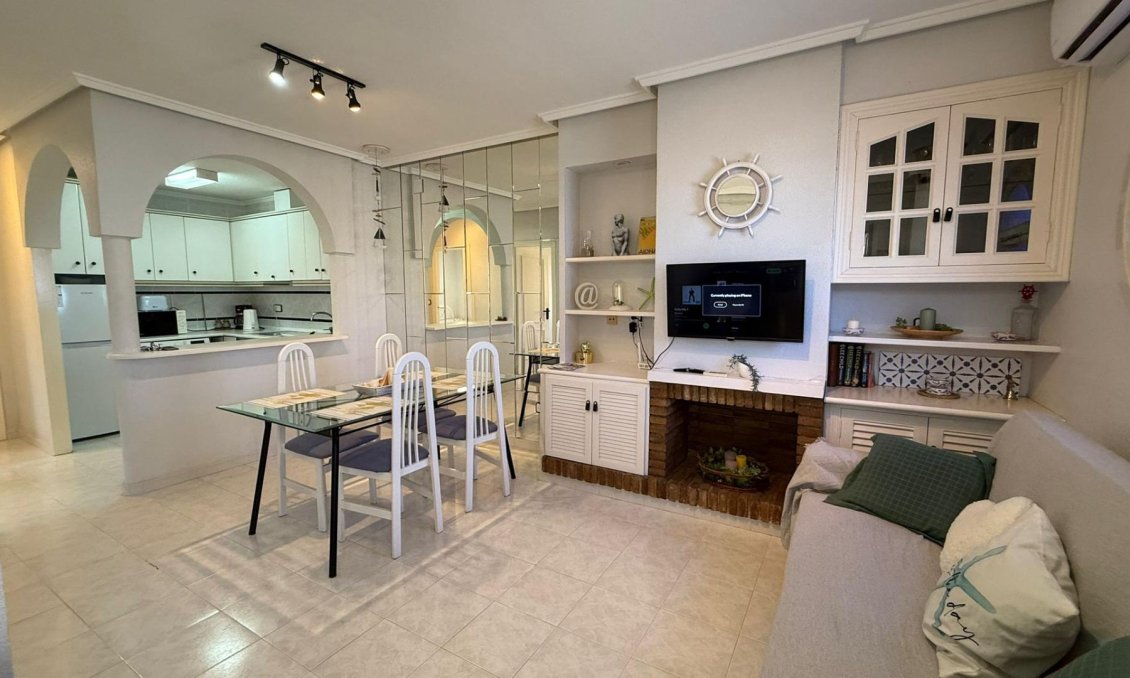 Használt Ingatlanok - Bungaló -
Torrevieja - Punta Prima