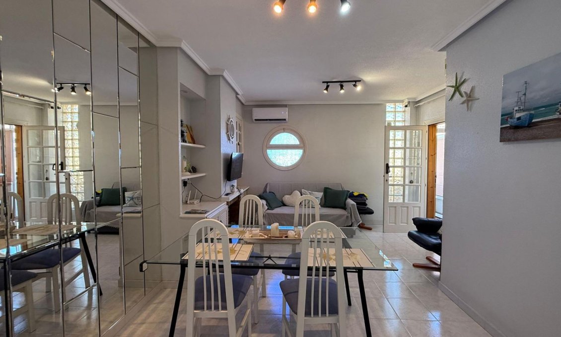 Használt Ingatlanok - Bungaló -
Torrevieja - Punta Prima