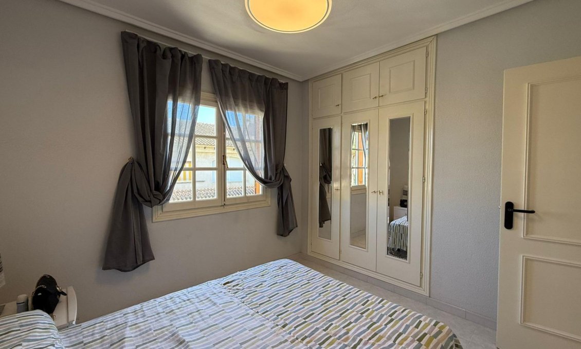 Használt Ingatlanok - Bungaló -
Torrevieja - Punta Prima