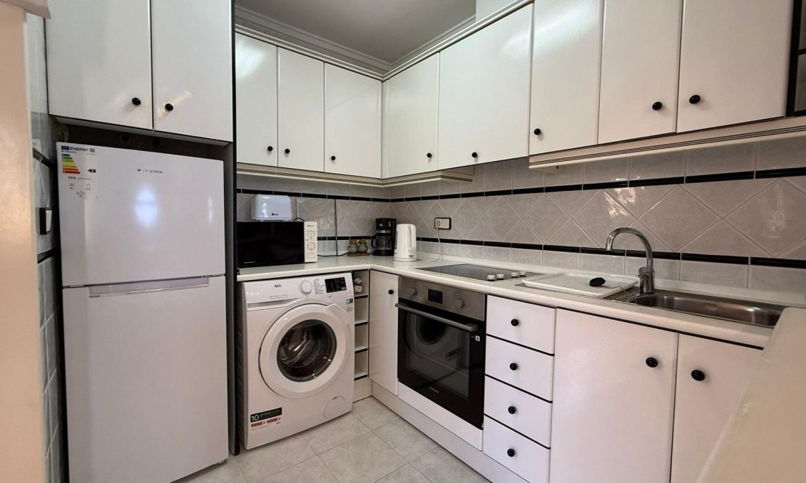 Használt Ingatlanok - Bungaló -
Torrevieja - Punta Prima